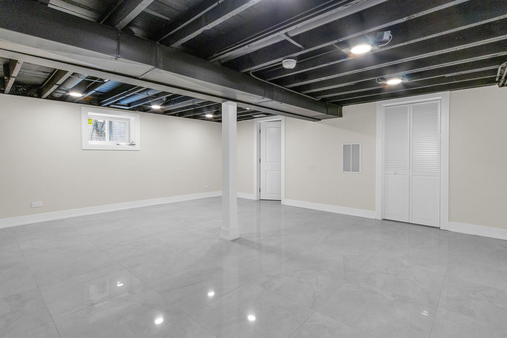 11247 South Central Park Avenue Chicago IL 60655