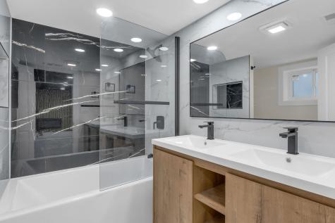 11247 South Central Park Avenue Chicago IL 60655