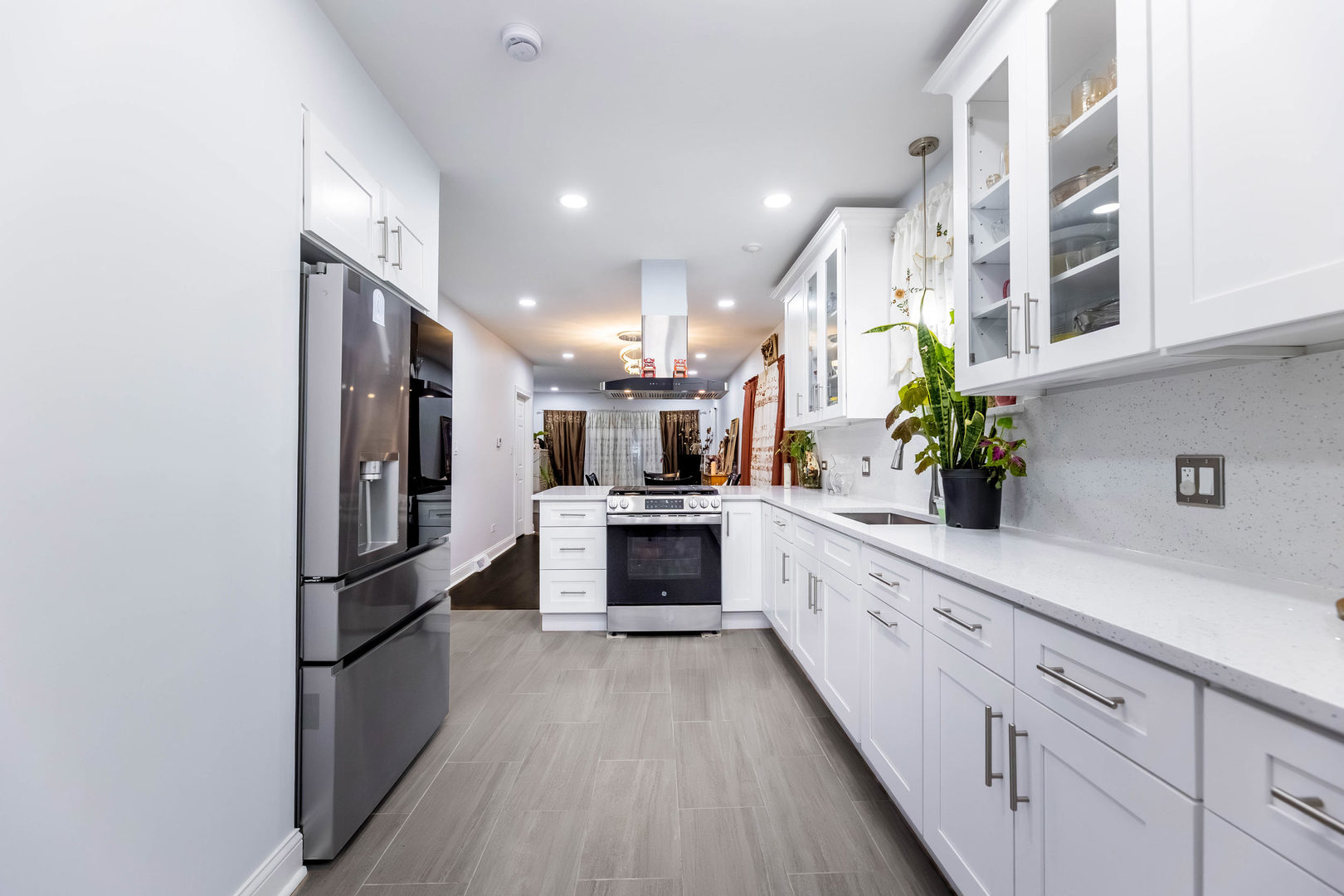 5546 South Richmond Street Chicago IL 60629