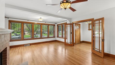407 North Pine Avenue Arlington Heights IL 60004