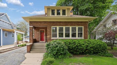 407 North Pine Avenue Arlington Heights IL 60004