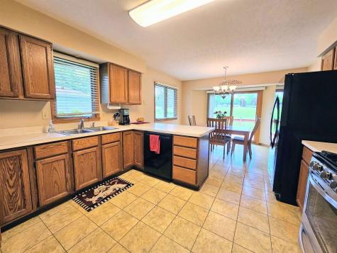 6090 Chatsworth Drive Rockford IL 61109