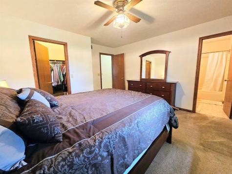6090 Chatsworth Drive Rockford IL 61109