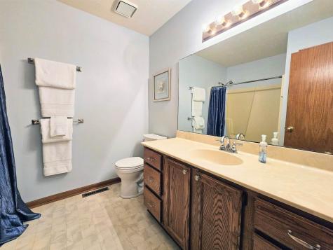 6090 Chatsworth Drive Rockford IL 61109