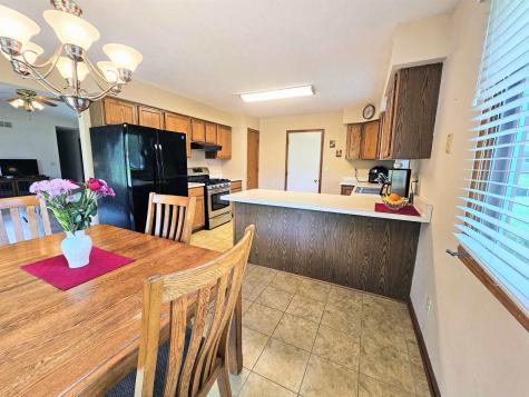 6090 Chatsworth Drive Rockford IL 61109