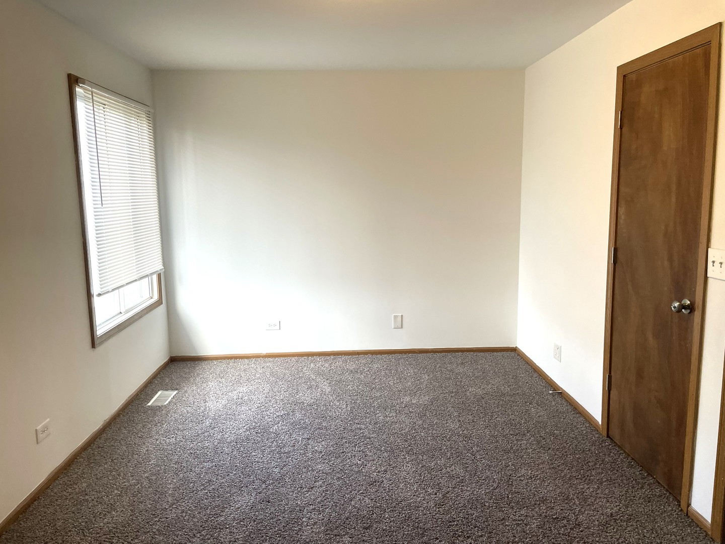 1740 Cumberland Road Aurora IL 60504