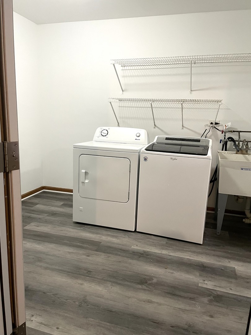 1740 Cumberland Road Aurora IL 60504