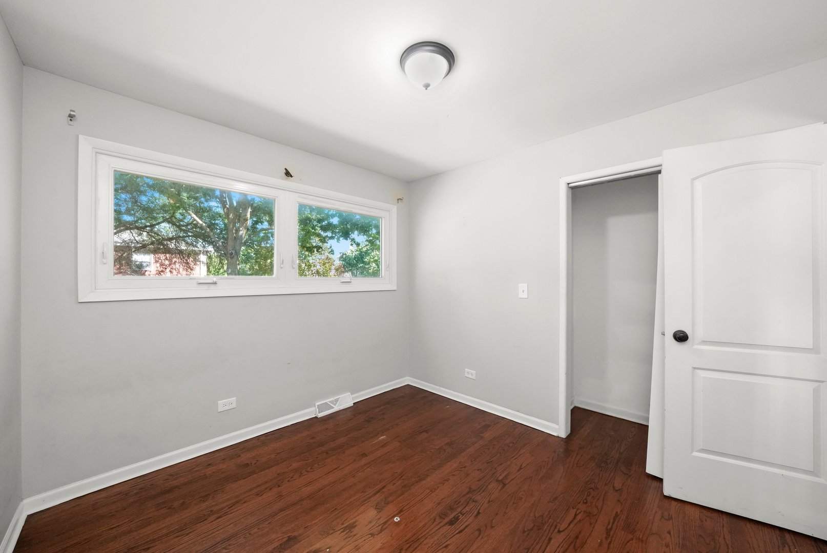 55 South Main Street Glen Ellyn IL 60137