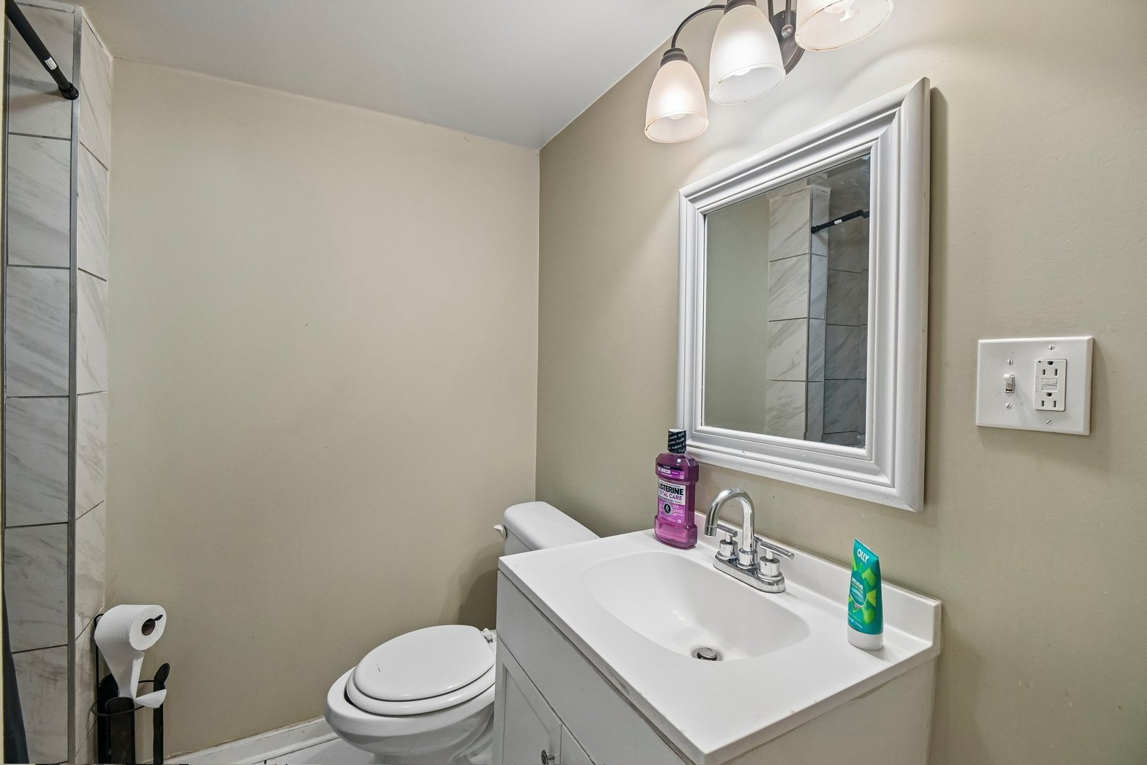 6337 South Rockwell Street Chicago IL 60629