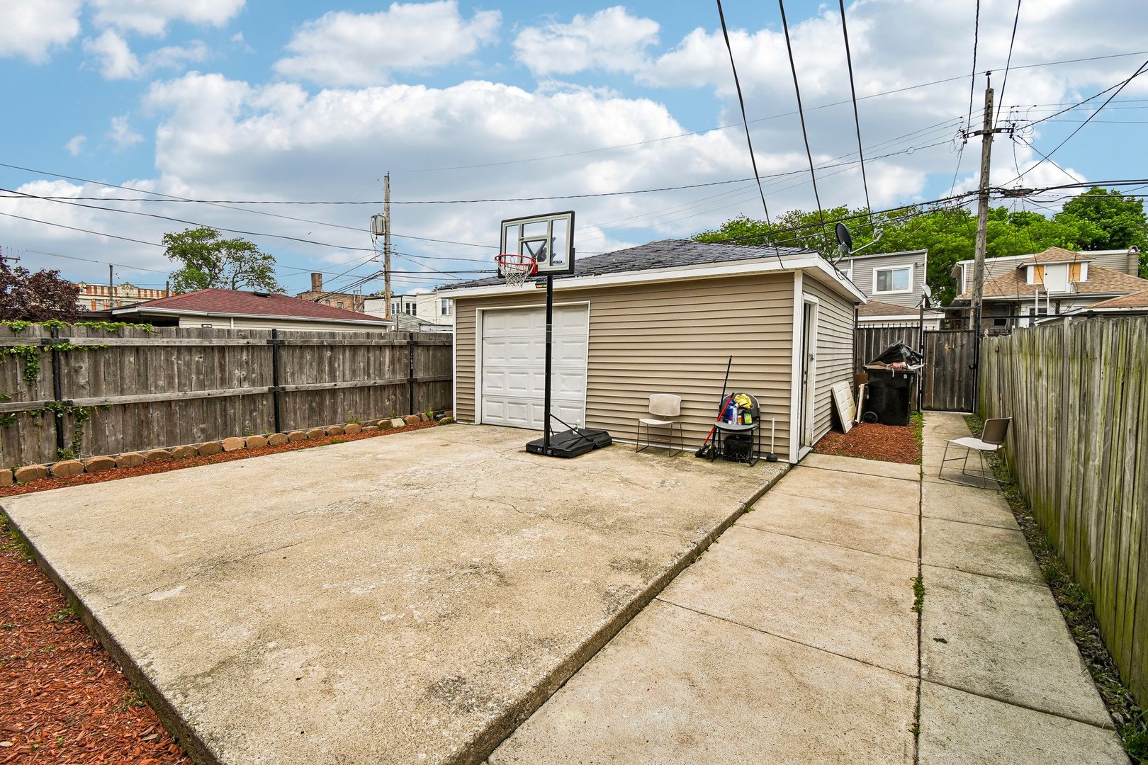 6337 South Rockwell Street Chicago IL 60629