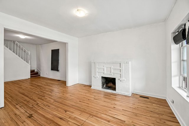 6337 South Rockwell Street Chicago IL 60629
