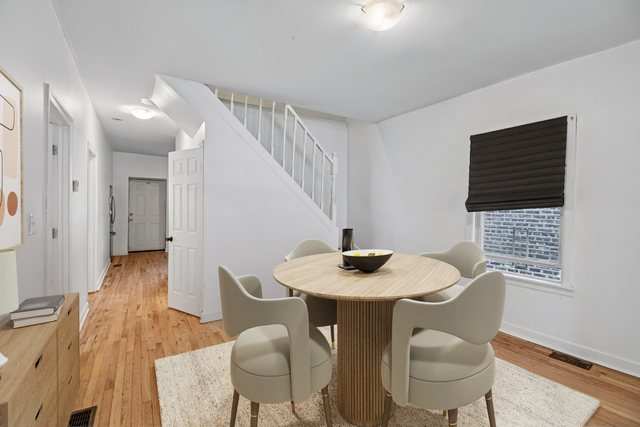6337 South Rockwell Street Chicago IL 60629