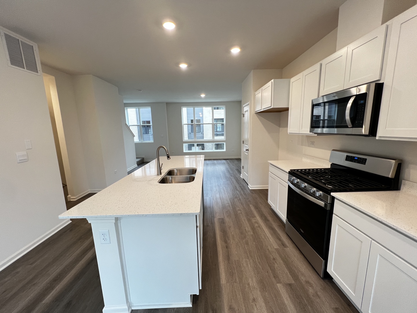 396 Summit Circle Lombard IL 60148
