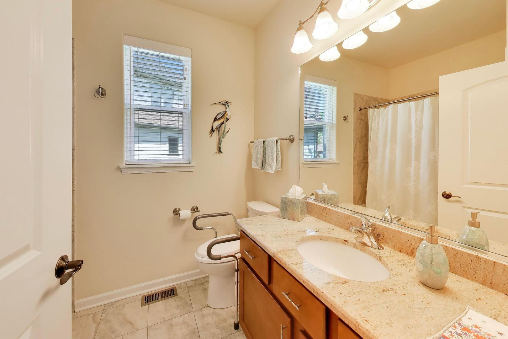 1126 Oak Point Court Antioch IL 60002