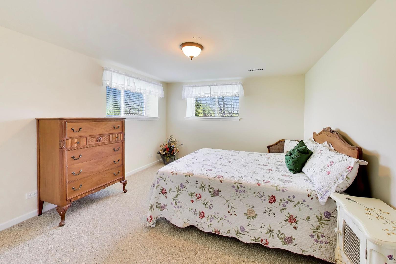 1126 Oak Point Court Antioch IL 60002