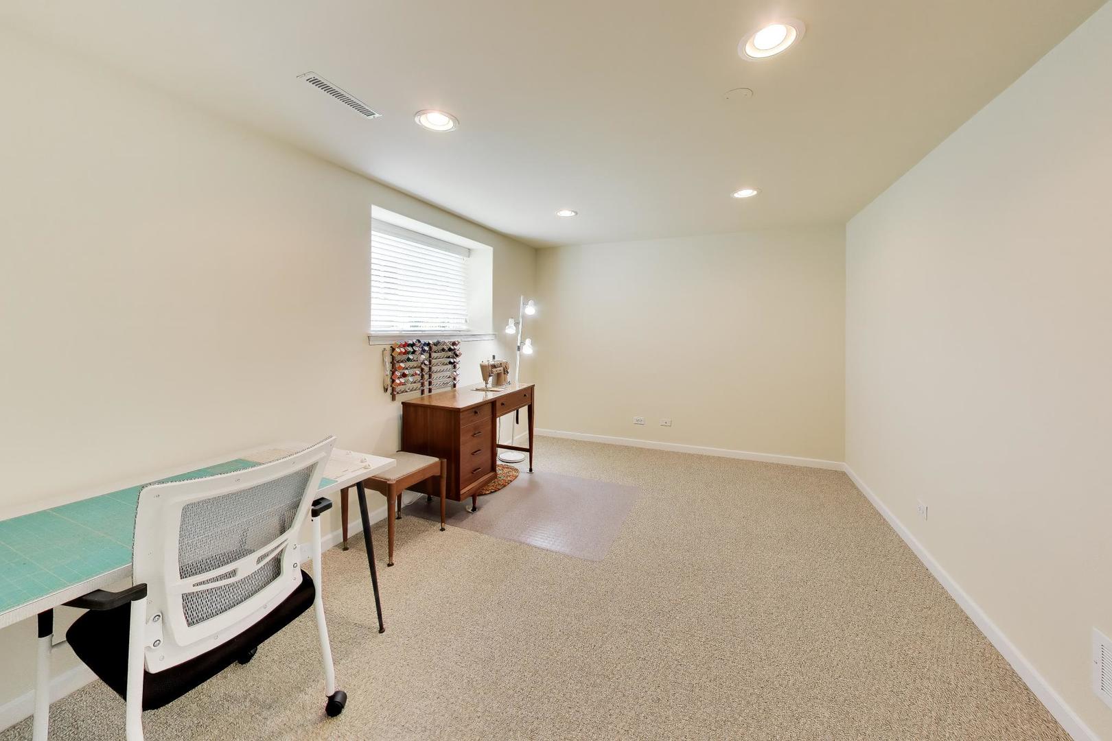 1126 Oak Point Court Antioch IL 60002