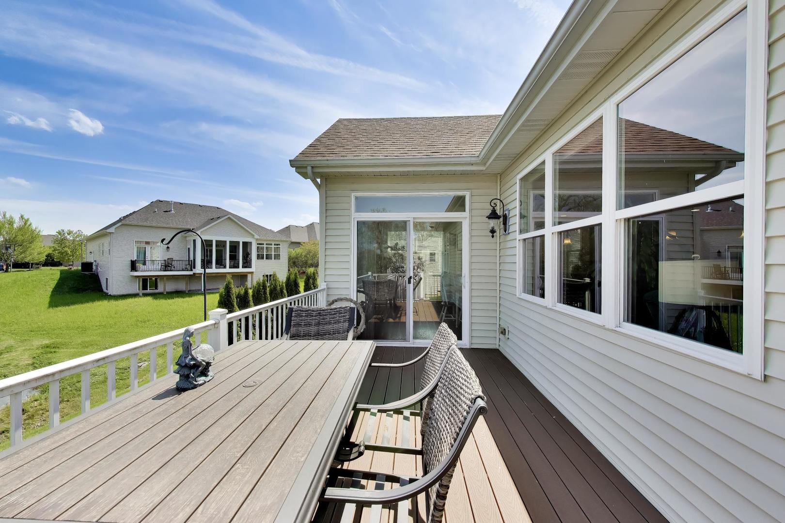 1126 Oak Point Court Antioch IL 60002