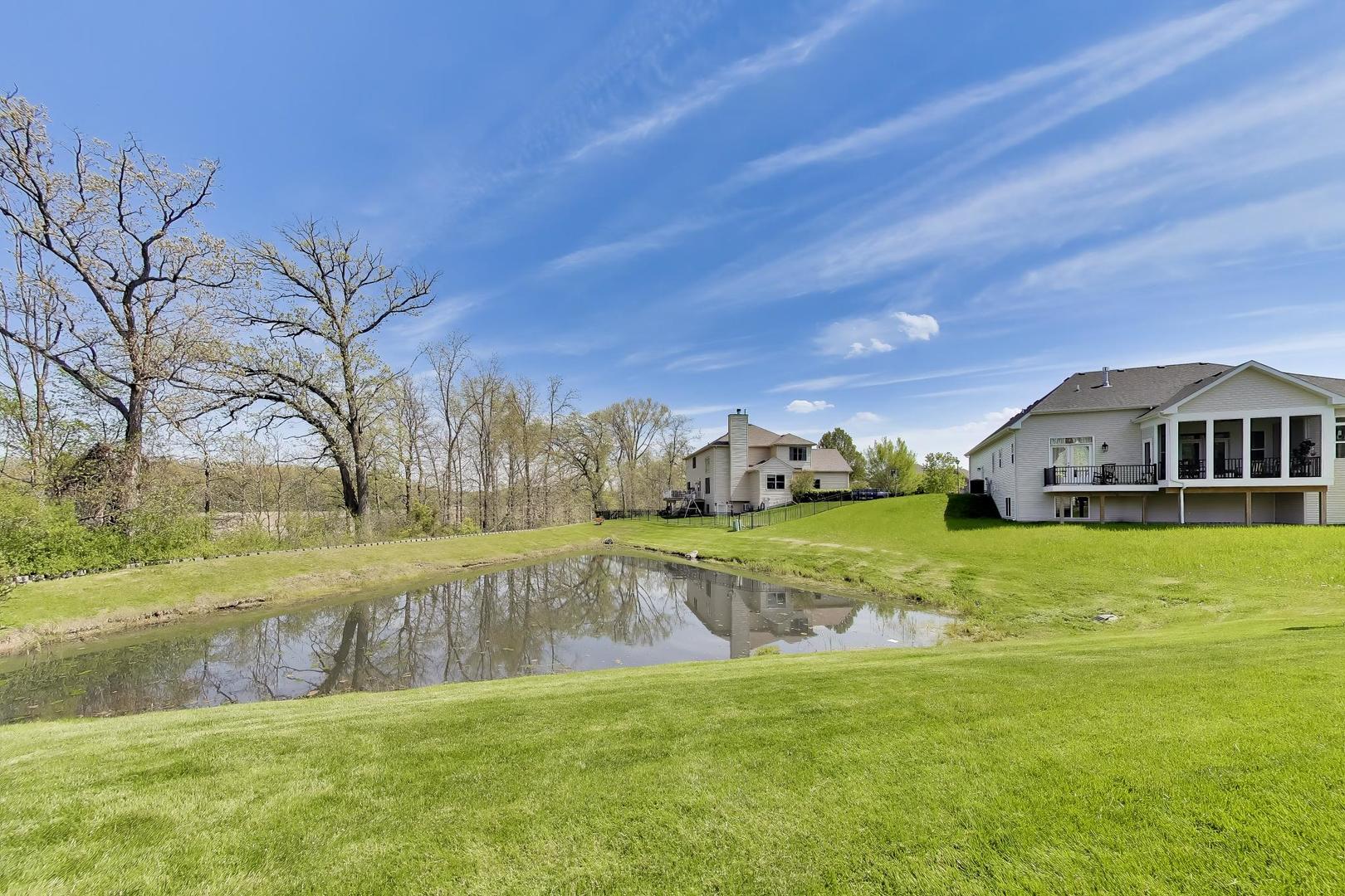 1126 Oak Point Court Antioch IL 60002