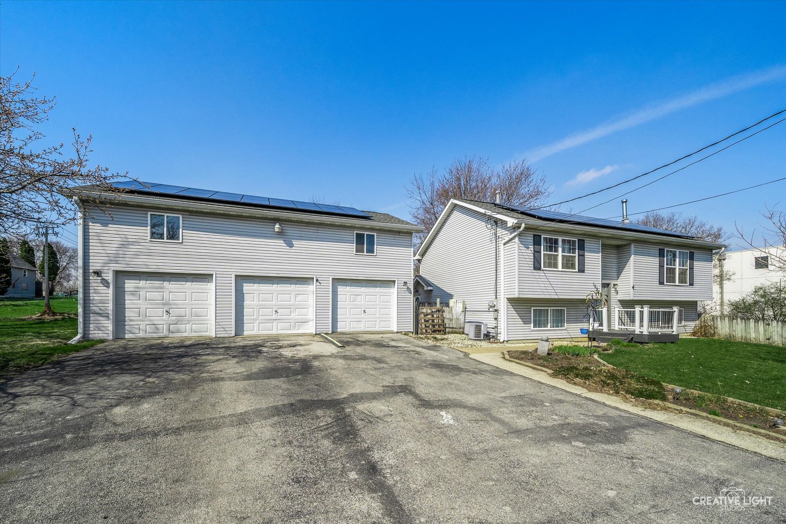 1095 Rathbone Avenue Aurora IL 60506