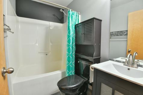 735 Creek Bend Lane Antioch IL 60002