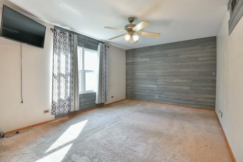 735 Creek Bend Lane Antioch IL 60002