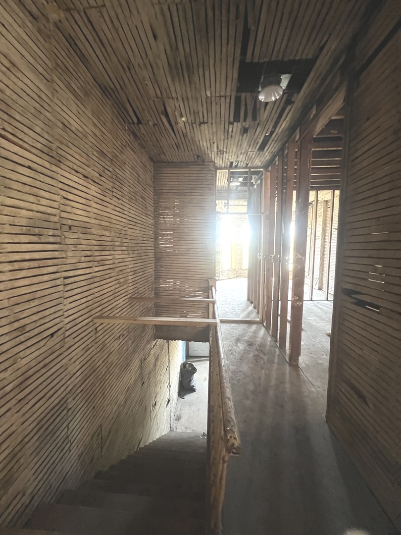 6756 South Lafayette Avenue Chicago IL 60621