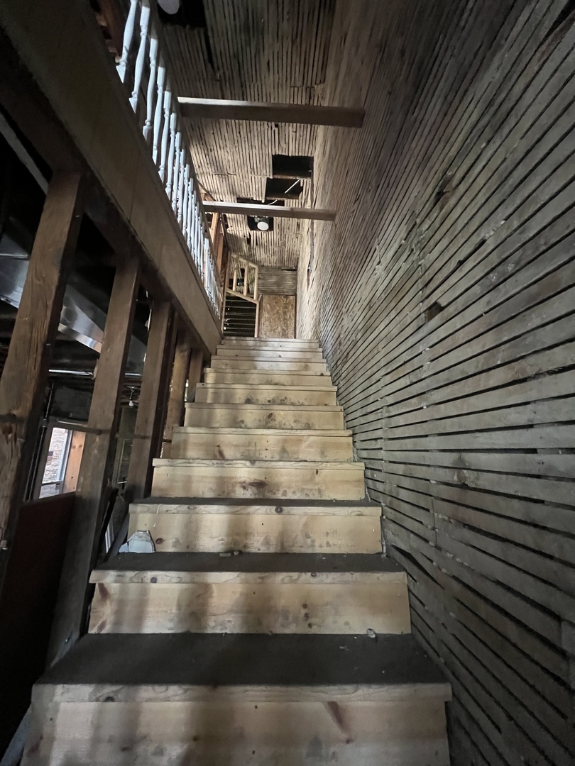 6756 South Lafayette Avenue Chicago IL 60621