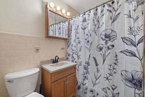 316 South Park Boulevard Streamwood IL 60107