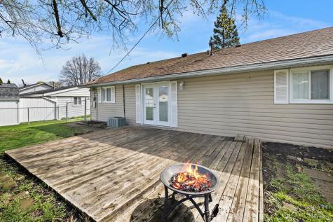 316 South Park Boulevard Streamwood IL 60107