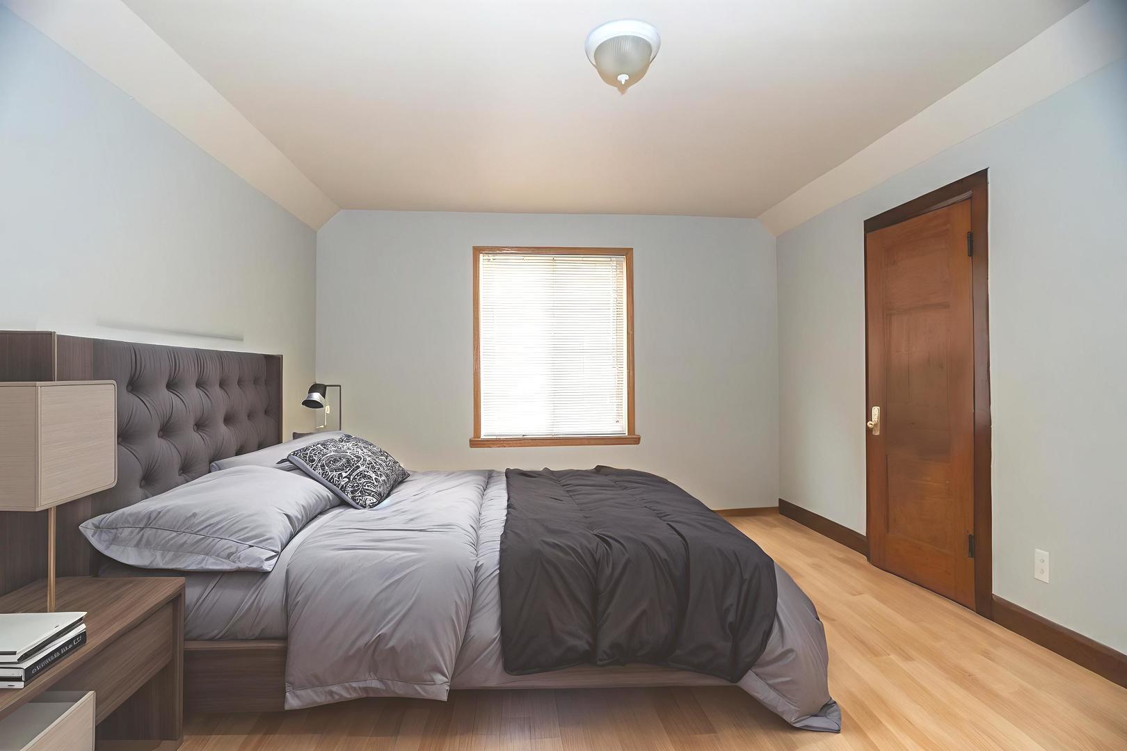 2235 North Tripp Avenue Chicago IL 60639
