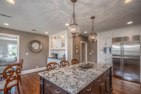 1601 Kaneville Road Geneva IL 60134