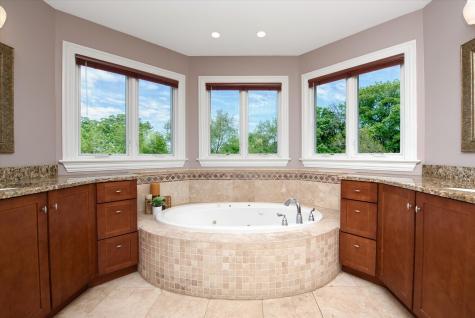 28616 West Park Drive Barrington IL 60010