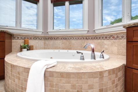 28616 West Park Drive Barrington IL 60010