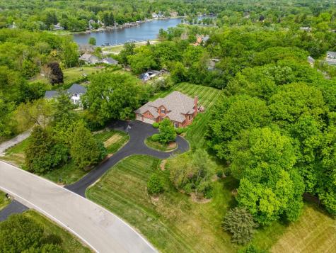 28616 West Park Drive Barrington IL 60010