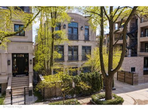 1811 North Howe Street Chicago IL 60614