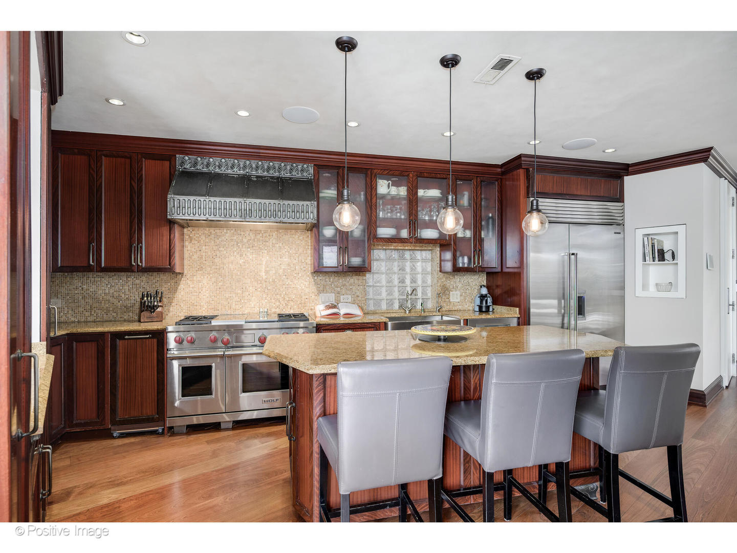 1811 North Howe Street Chicago IL 60614