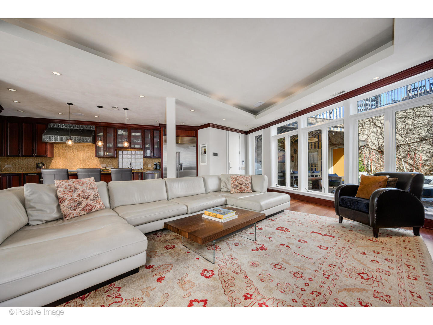 1811 North Howe Street Chicago IL 60614