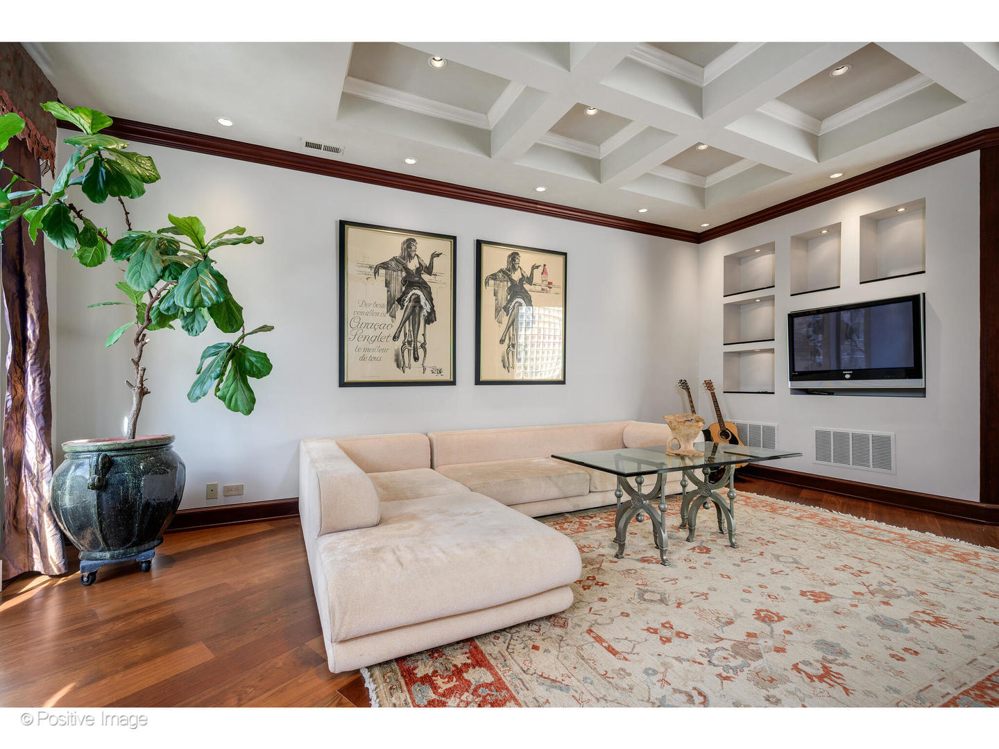 1811 North Howe Street Chicago IL 60614