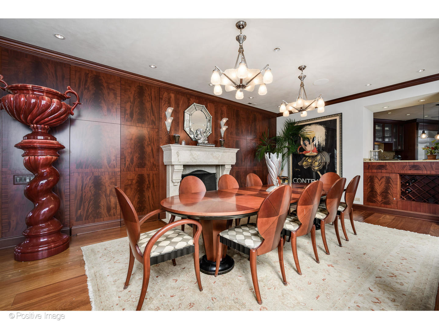 1811 North Howe Street Chicago IL 60614