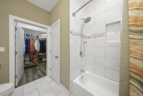 8646 Covington Drive Justice IL 60458