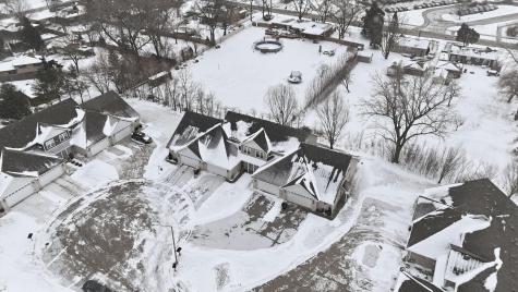 8646 Covington Drive Justice IL 60458