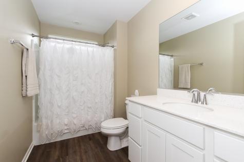 3617 Emerald Road Elgin IL 60124