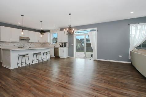 3617 Emerald Road Elgin IL 60124