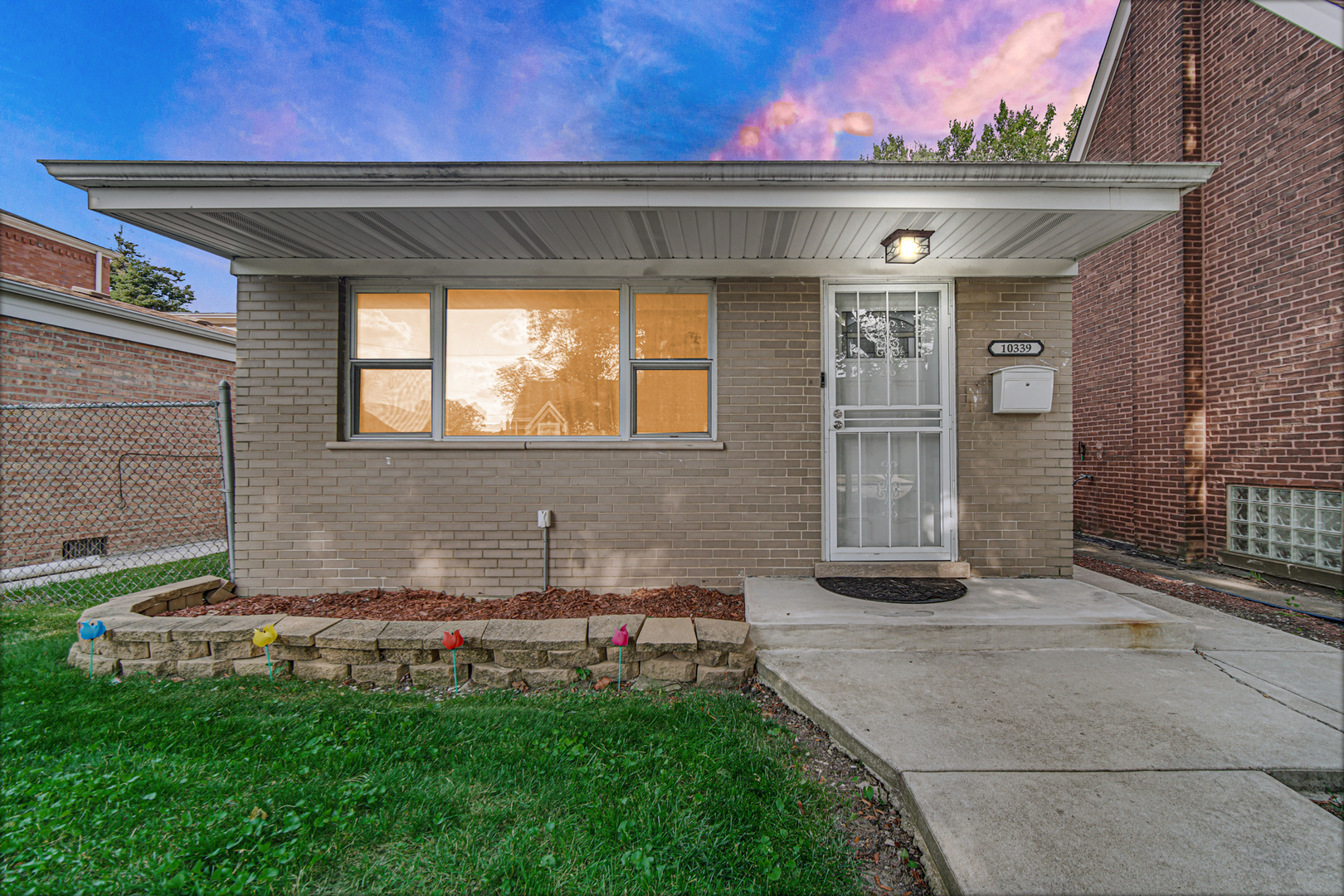 10339 South Calumet Avenue Chicago IL 60628