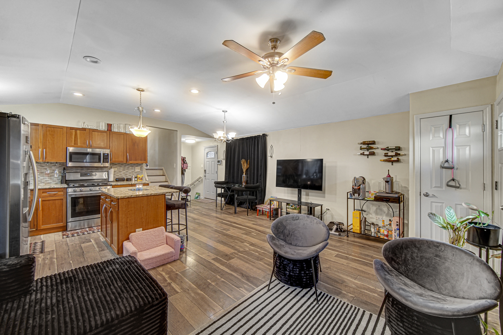 10339 South Calumet Avenue Chicago IL 60628