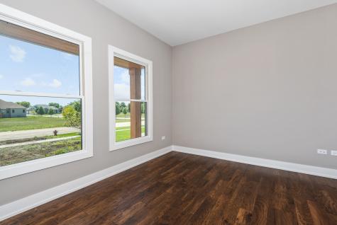 777 Dartmouth Lane Oswego IL 60543