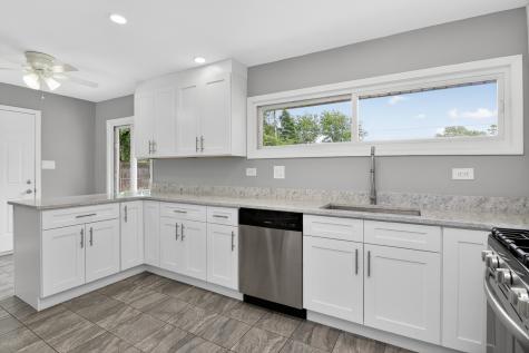 1125 Suffolk Avenue Westchester IL 60154