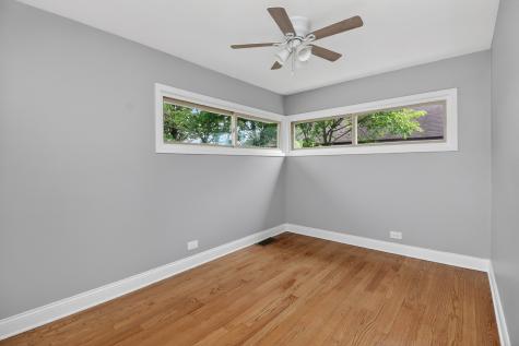 1125 Suffolk Avenue Westchester IL 60154