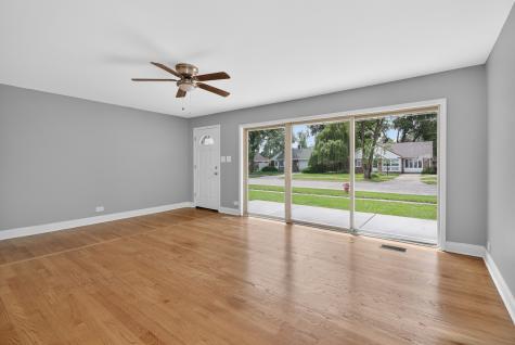 1125 Suffolk Avenue Westchester IL 60154