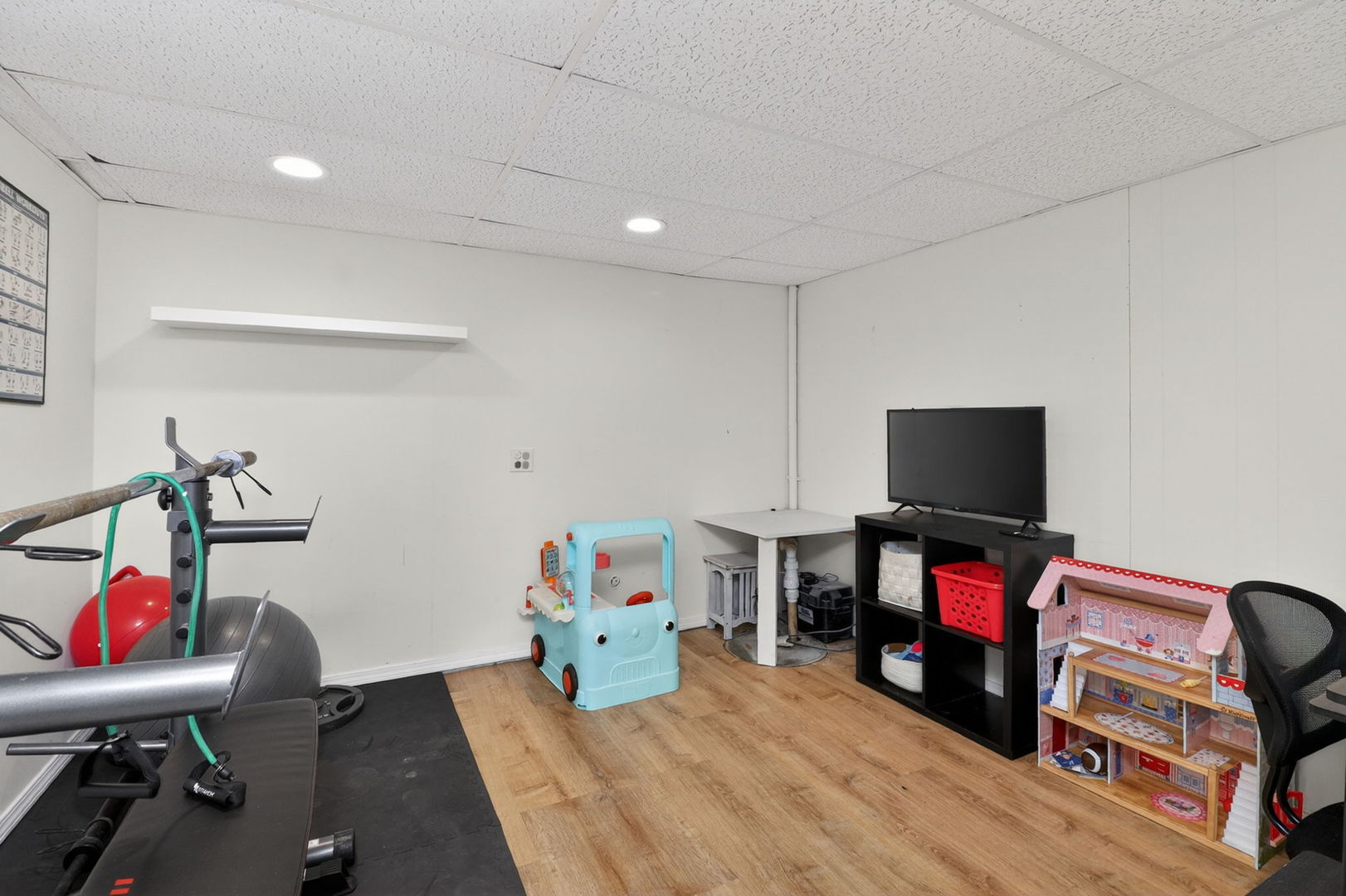 2S638 Enrico Fermi Court Warrenville IL 60555